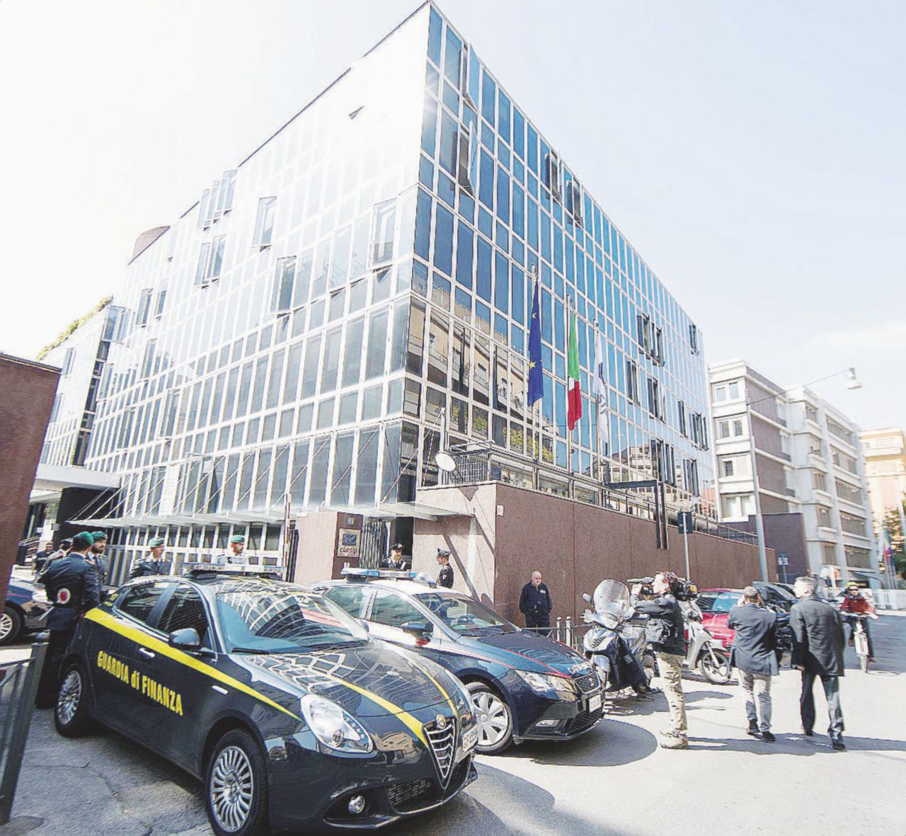 Copertina di Il Foglio mette nei guai il pm: intervista a Palazzi su Consip