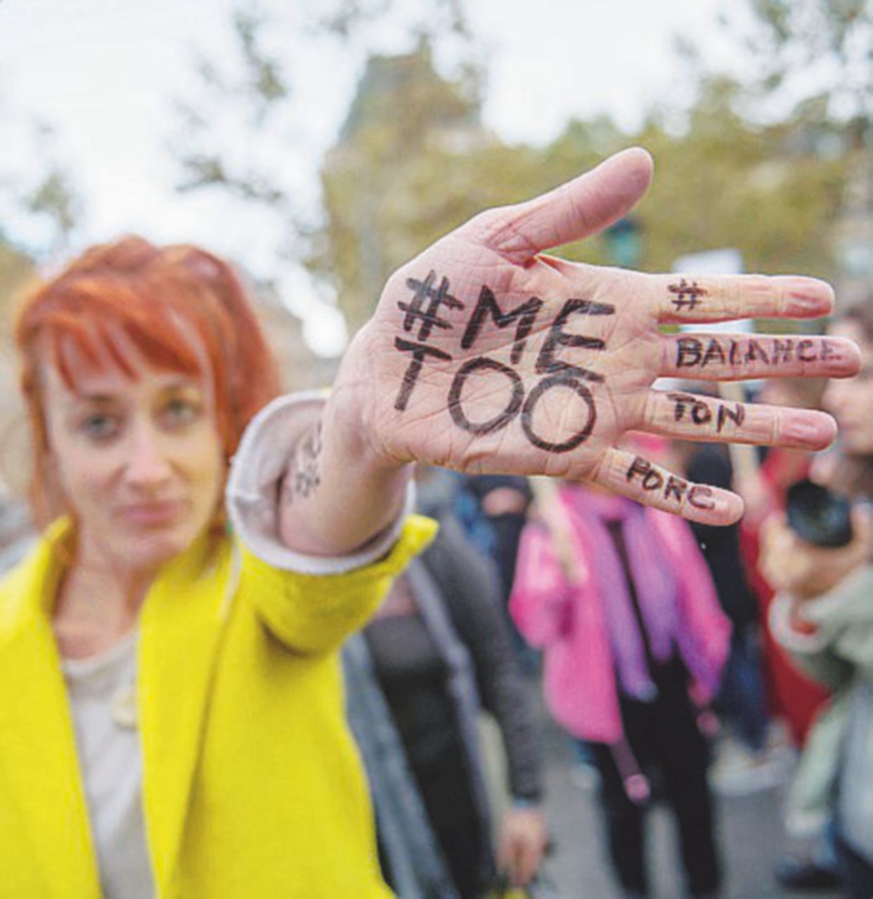 #balancetonporc - Il movimento anti molestie in versione francese - Ansa Molestie e abusi, l’orco è dentro casa: una francese su dieci vittima di stupro