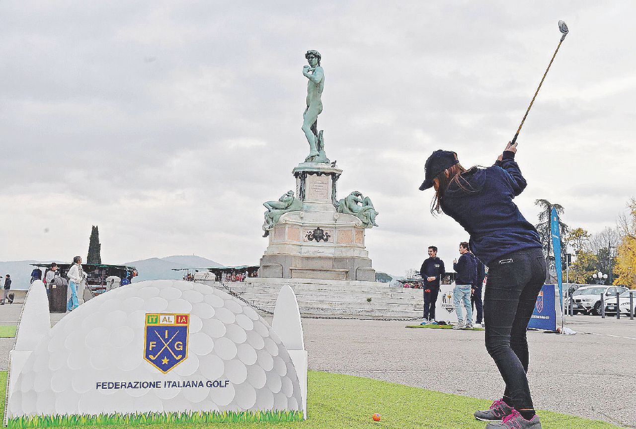Copertina di Ryder cup, la pioggia di fondi statali che fa felici solo i privati
