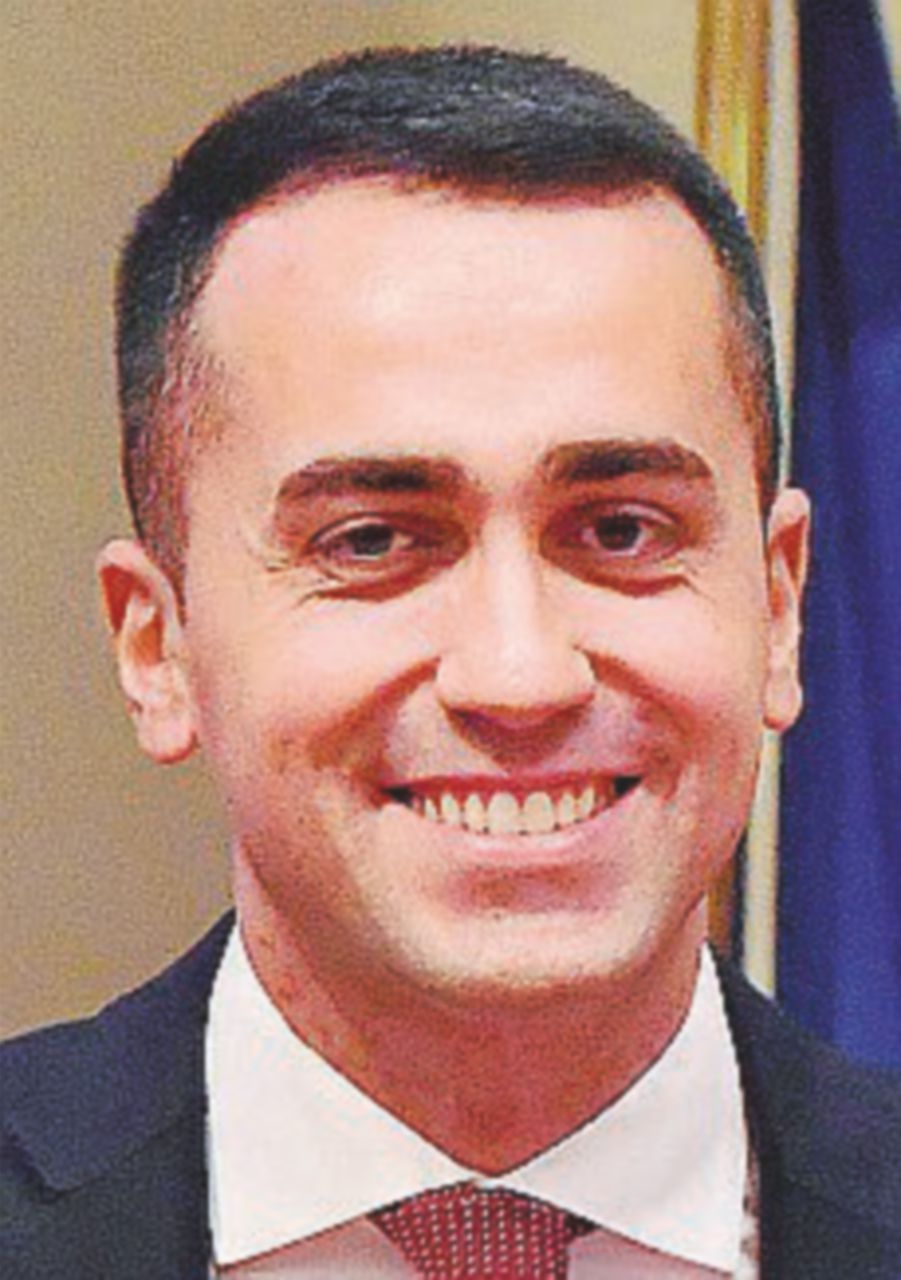 Di Maio al Quirinale: “A giorni proporrò ministri a Mattarella”