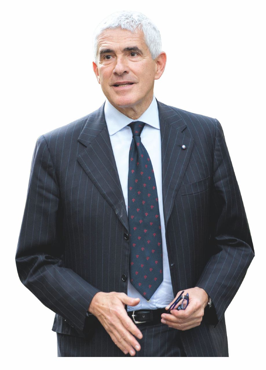 Il ’900 finisce con Casini: Bologna è tutta sbiancata