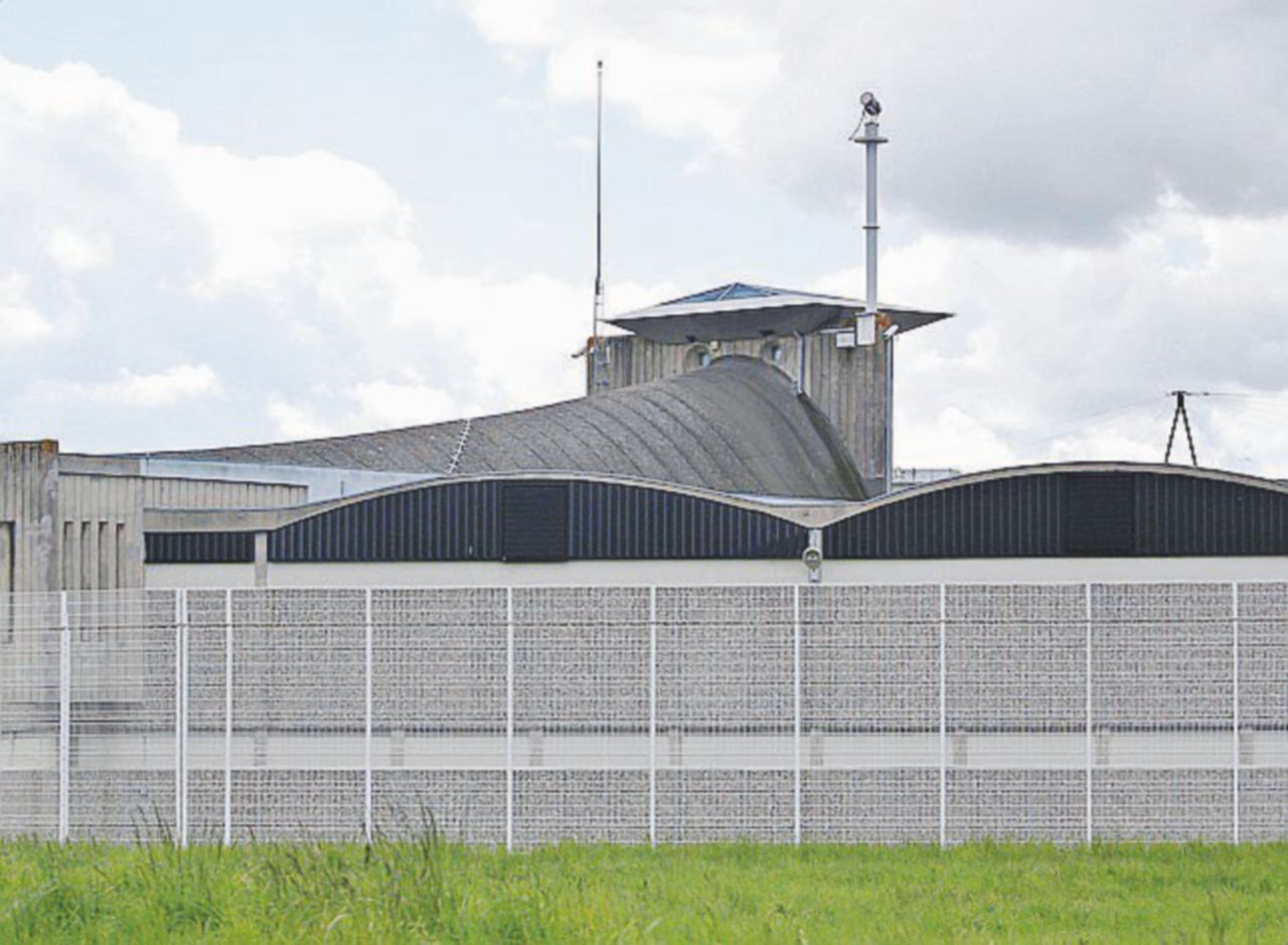 Massima sicurezza - Fleury-Mérogis, il carcere più grande d’Europa, dove è detenuto Salah Abdeslam - Ansa Jihad, Parigi teme il contagio nelle carceri