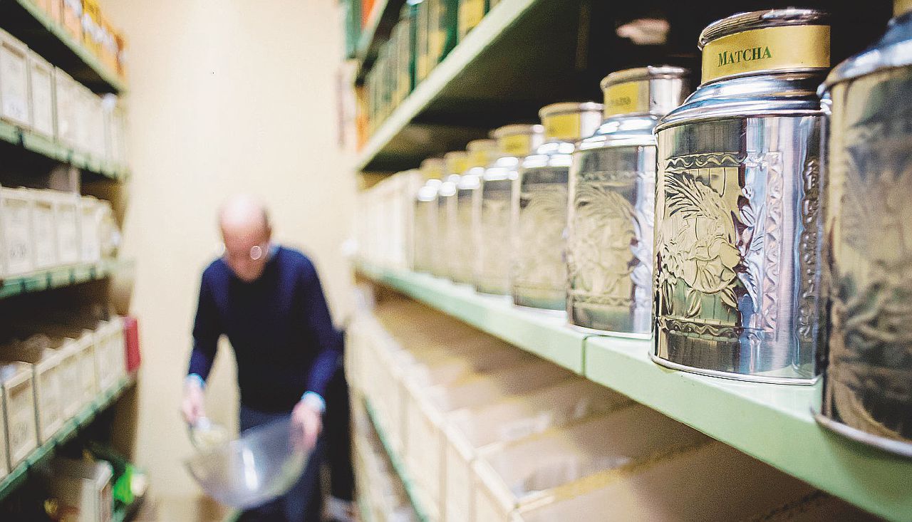 Copertina di Mestiere degli erboristi a rischio per il solito pasticcio all’italiana