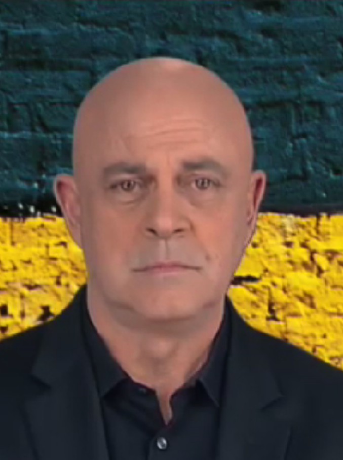 Copertina di Crozza a Che fuori tempo che fa: “La nevicata di Roma? Mi domando come possano esserci forme di vita in Trentino”