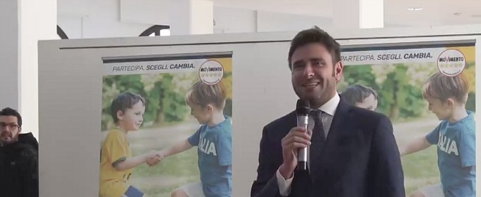 Copertina di Elezioni, Di Battista: “Fioravanti ministro M5S. Quel rosicone di Berlusconi dirà che nuota meglio di lui”