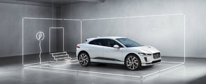 Copertina di Jaguar I-Pace, ecco il primo suv elettrico della casa inglese – FOTO e VIDEO