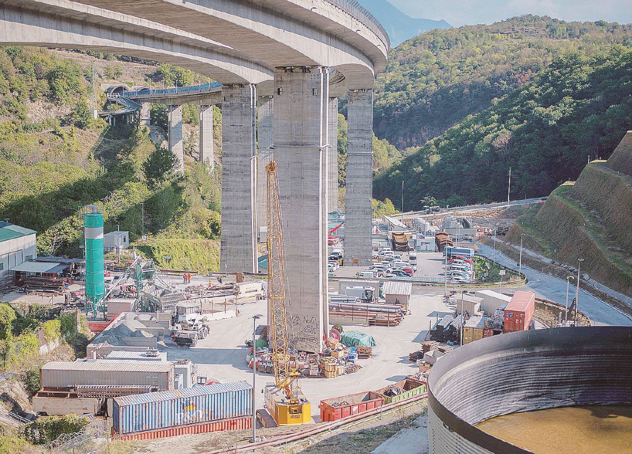 Copertina di No Tav: “Più costi a nostro carico, favorita la Francia”