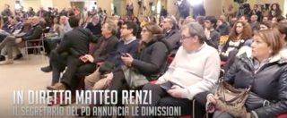 Copertina di Renzi si dimette, al comitato elettorale di Zingaretti scatta l’applauso (subito zittito)