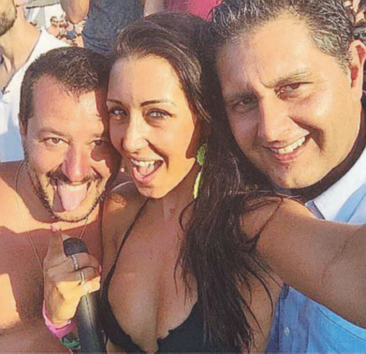 Copertina di B. furioso con Toti, il leghista azzurro che flirta con Salvini
