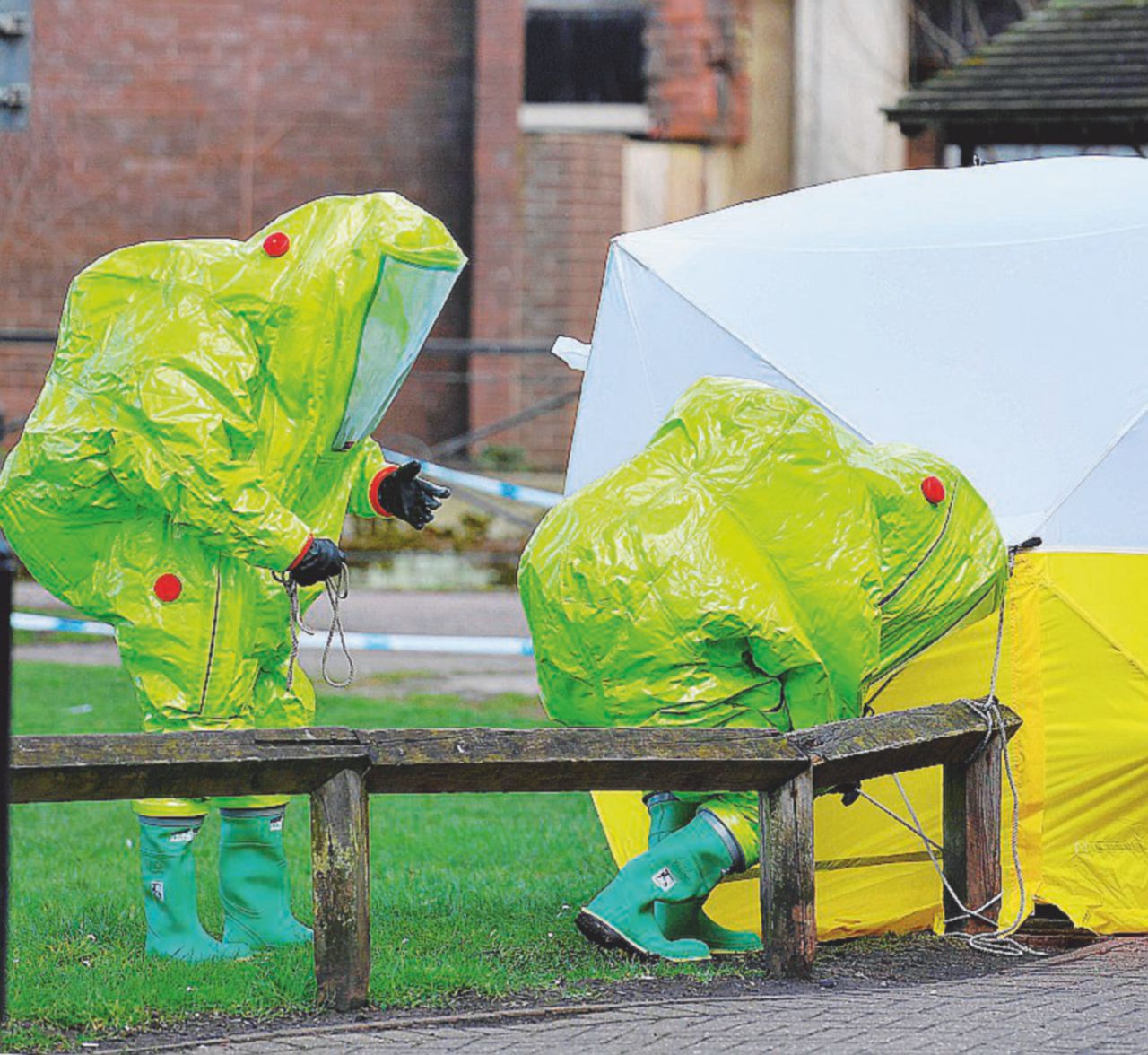 Dalla Russia con amore (e veleno): la figlia dell’ex 007 gli ha portato un regalo letale