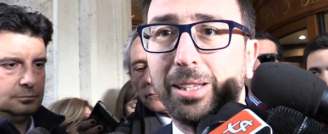 Copertina di M5s, Bonafede: “Governo con Pd o Lega? Apertura sui temi a tutte le forze politiche, nessuna esclusa”