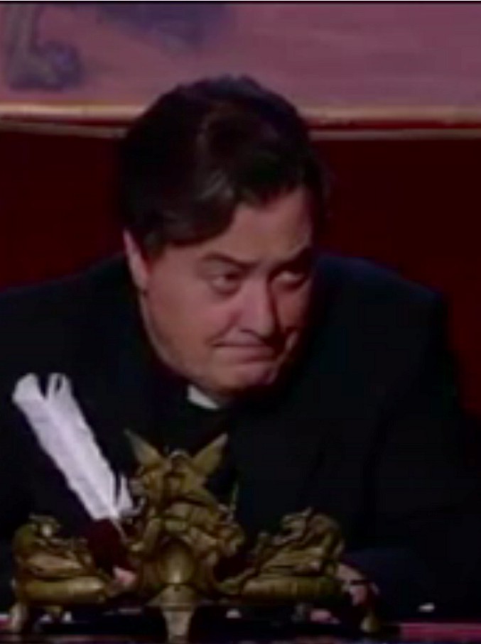 Corrado Guzzanti torna con Padre Pizzarro