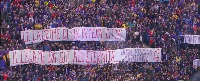 Copertina di Davide Astori, il commovente tributo dell’Artemio Franchi: “Capitano per sempre”