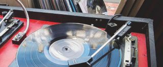 Canzoni per tempi più lenti /2 – Da Vasco Brondi a Rondelli, i dischi della ‘crisi’ possono aiutarci