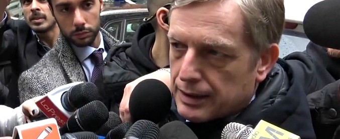 Copertina di Direzione Pd, Cuperlo: “Sconfitta non va scaricata sul segretario, ma serve cambio di linea che ancora non ho visto”