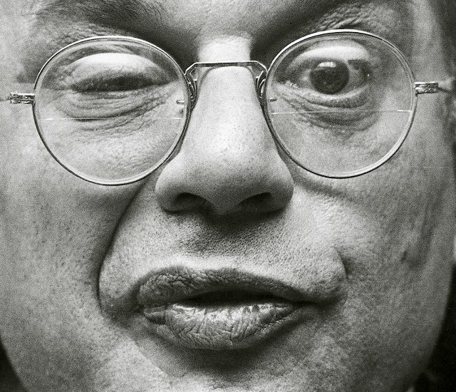 ‘Ode plutonia’, di Allen Ginsberg: quando la Beat Generation incontra il punk