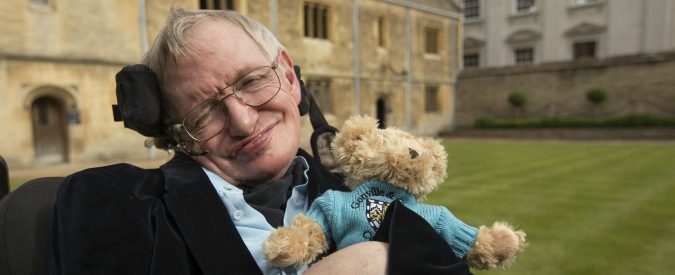 Stephen Hawking, il gigante che non ha potuto portare sulle spalle nessuno