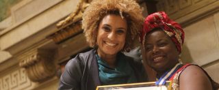 Copertina di Brasile, omicidio Marielle Franco: arrestati due ex agenti della polizia militare