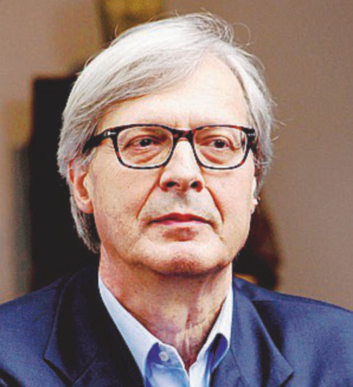 L’ex grillina Mucci dà l’assist a Sgarbi: “Telefonami”