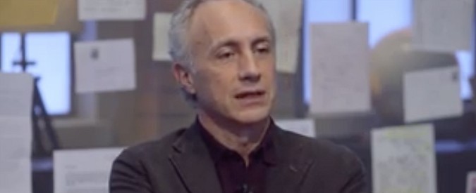 Copertina di Quale Governo, Travaglio: “A chi deve guardare Di Maio? Il programma M5s prevede misure tipicamente di sinistra”