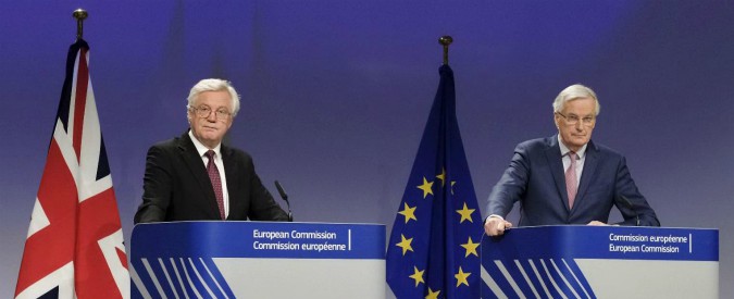 Brexit, Unione Europea: “Trovato un accordo per l’uscita della Gran Bretagna”. Resta il nodo legato all’Irlanda