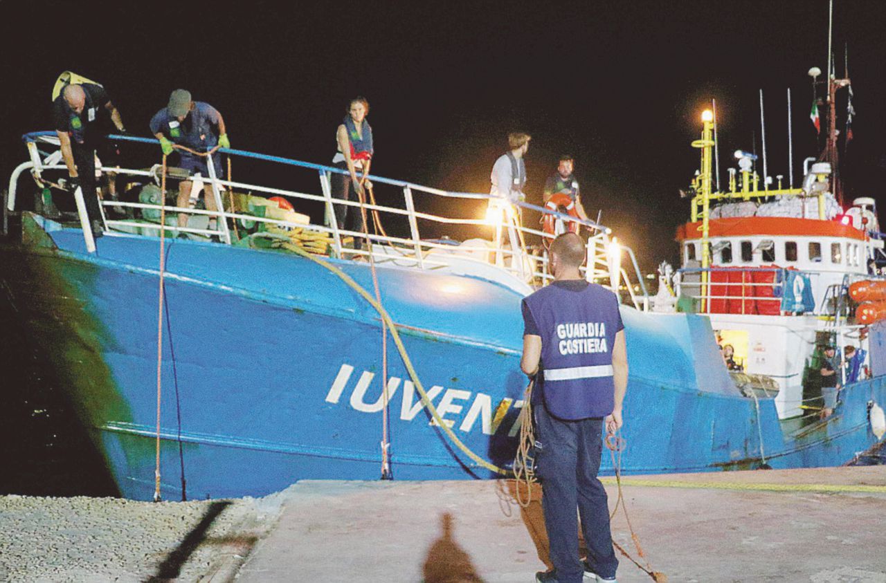 Copertina di In dirittura d’arrivo le accuse ai tedeschi. Si indaga sui soldi