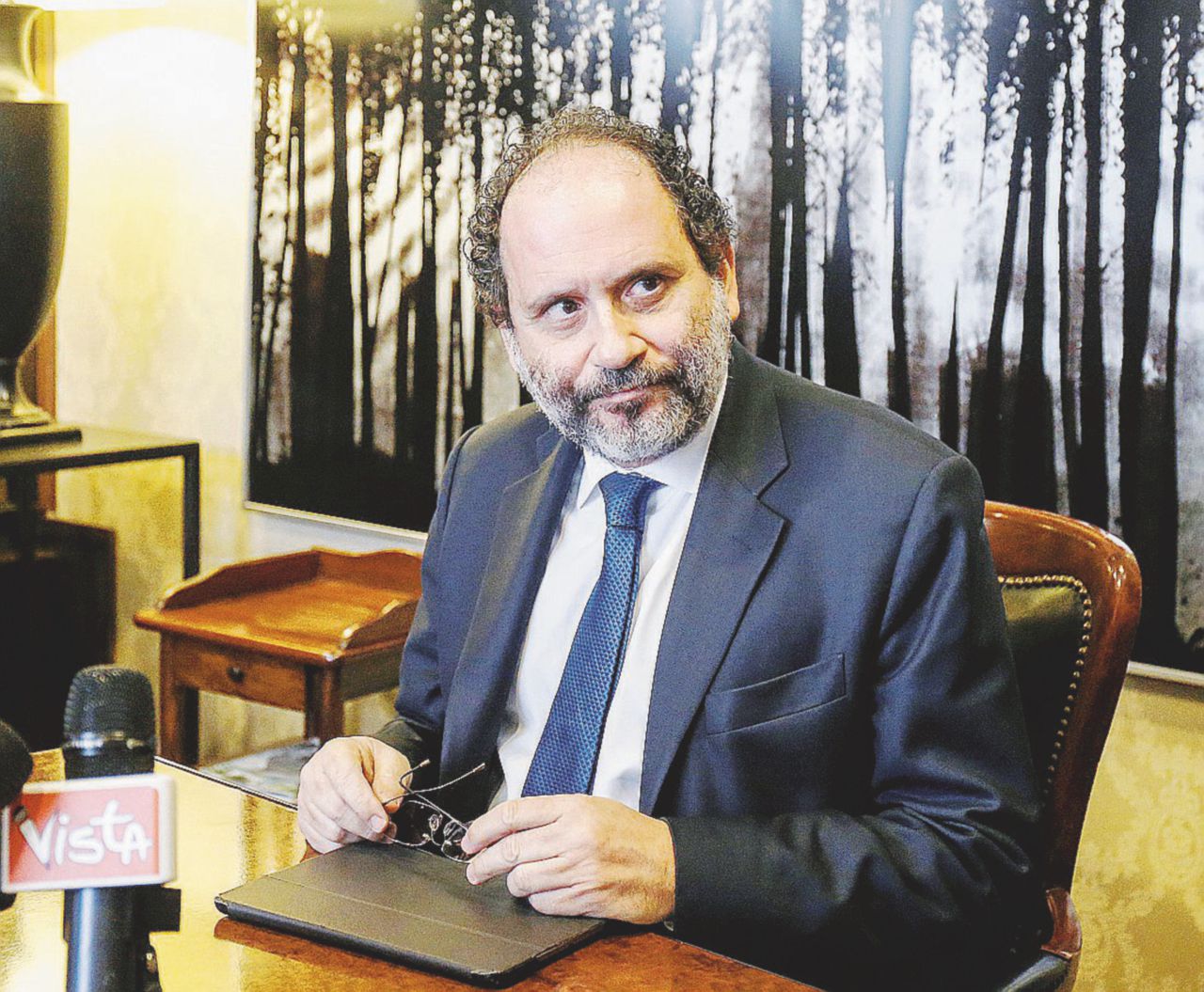 Copertina di Ingroia contro gli ex colleghi: “Errori e abbagli per colpirmi”