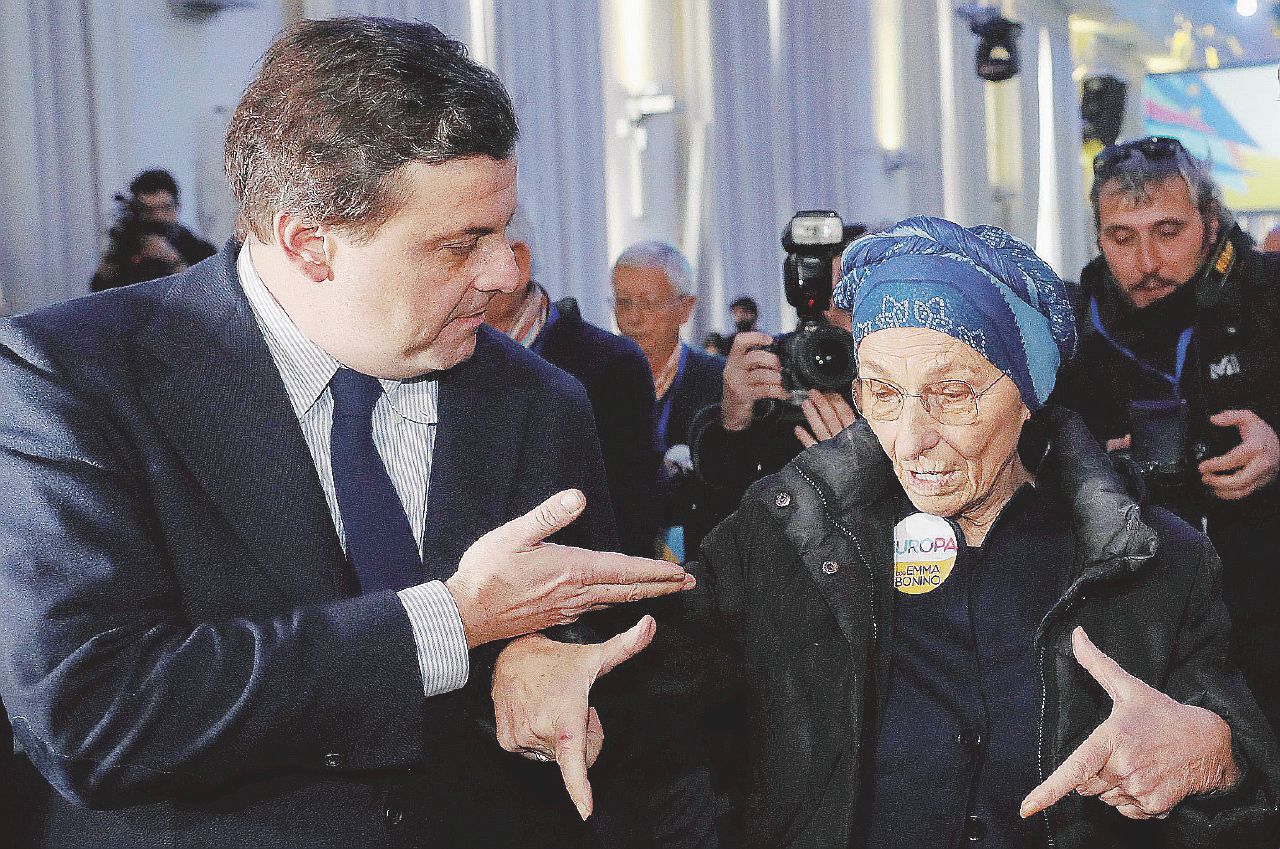 Figurine post elettorali: c’è chi appare dal nulla e chi  svanisce nell’oblio