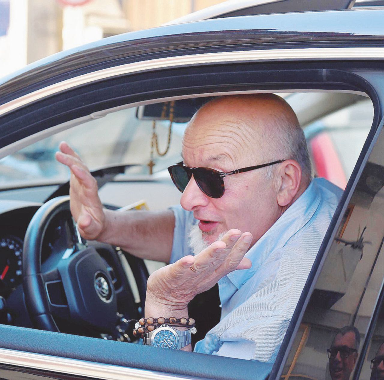 Copertina di Babbo Renzi attacca le Procure “Non mi faccio più interrogare”