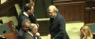 Copertina di Camere, Vittorio Sgarbi comincia male: cacciato dall’aula nella prima seduta