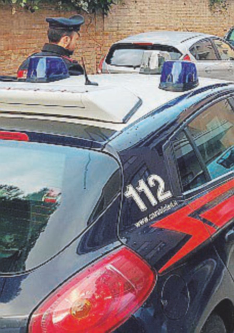 Molestava dottoresse di guardia medica: arrestato 49enne