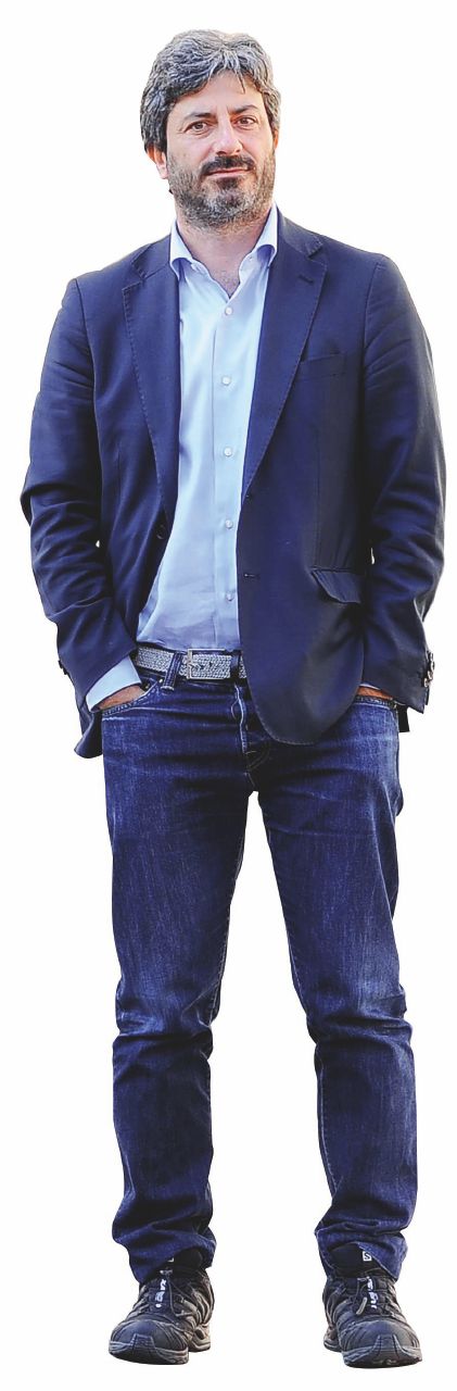 Copertina di Fico, il “romantico” fedelissimo di Beppe che sfidò Di Maio