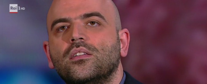 Copertina di Siria, Saviano racconta il dramma della guerra. E l’appello della ragazzina chiusa nel bunker è un pugno nello stomaco