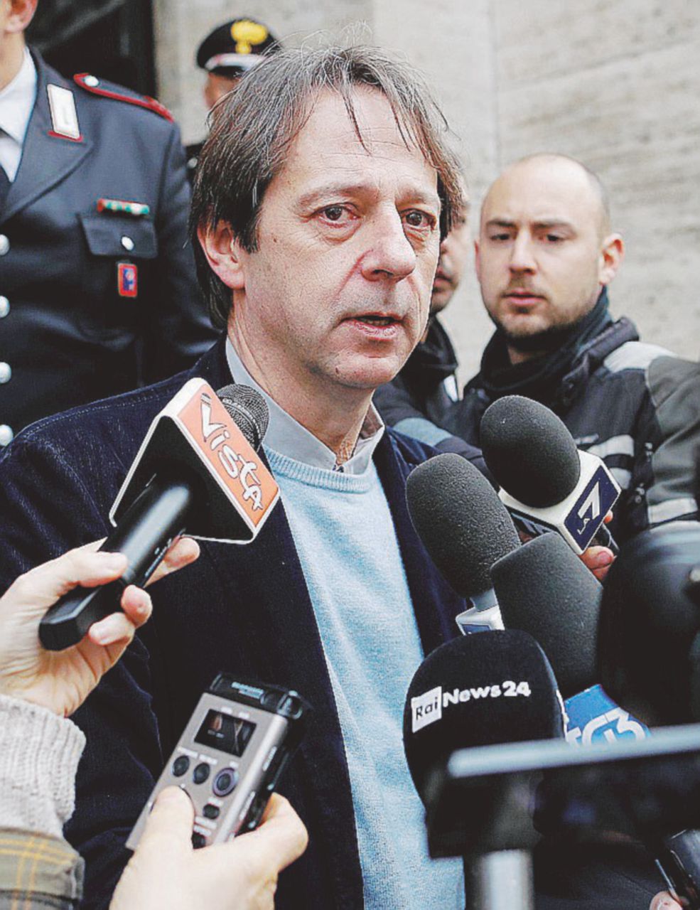 Copertina di “I 5Stelle guardino oltre Salvini, chi ci sta batta un colpo”