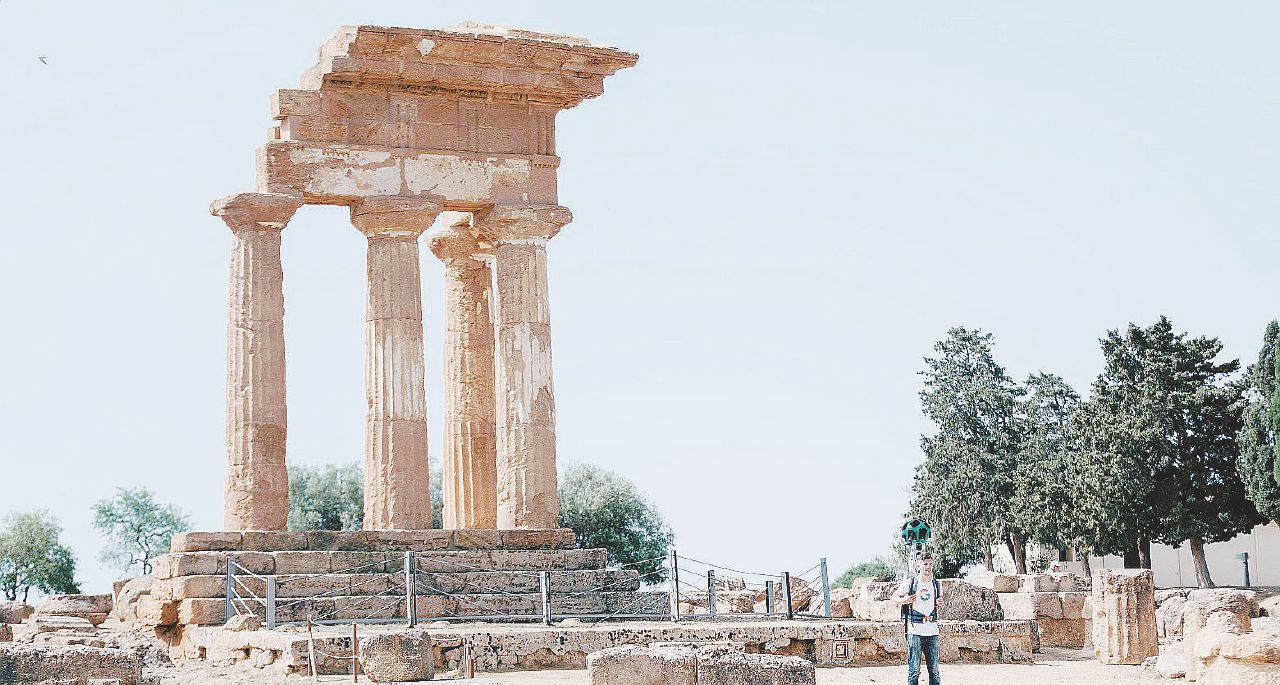 Copertina di Totò e Peppino alla siciliana vendono la Valle dei Templi