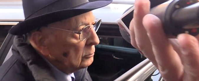 Copertina di Napolitano: “Maggioranza che ha eletto presidenti Camere non indicava governi. Prematuro parlare di stallo”