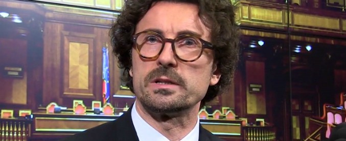 Copertina di Governo, Toninelli: “Perché rivendichiamo premiership? È rispetto della volontà popolare”