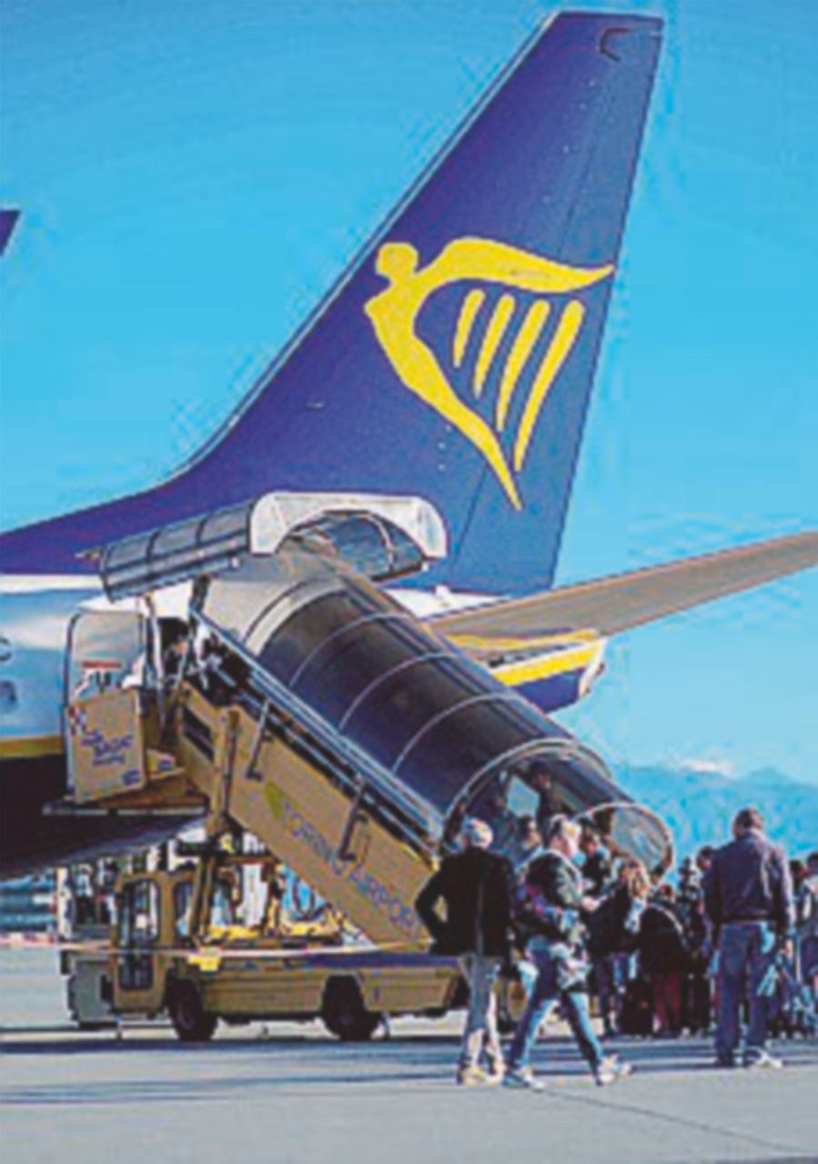 Copertina di Il giudice boccia Ryanair per i rapporti con il sindacato