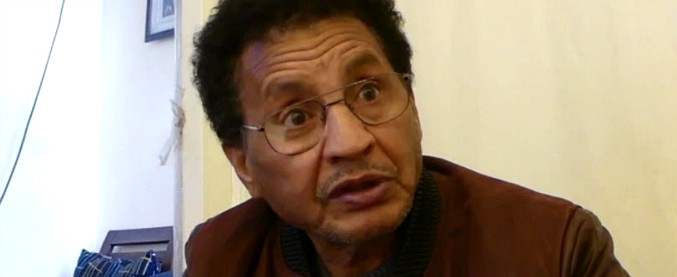 Copertina di Roma, prima gli idranti poi la burocrazia. Scade l’ospitalità per gli sgomberati di piazza Indipendenza: “Non sappiamo dove andare”