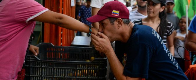 Venezuela, sulla maledizione del petrolio ha vinto il ricatto della fame
