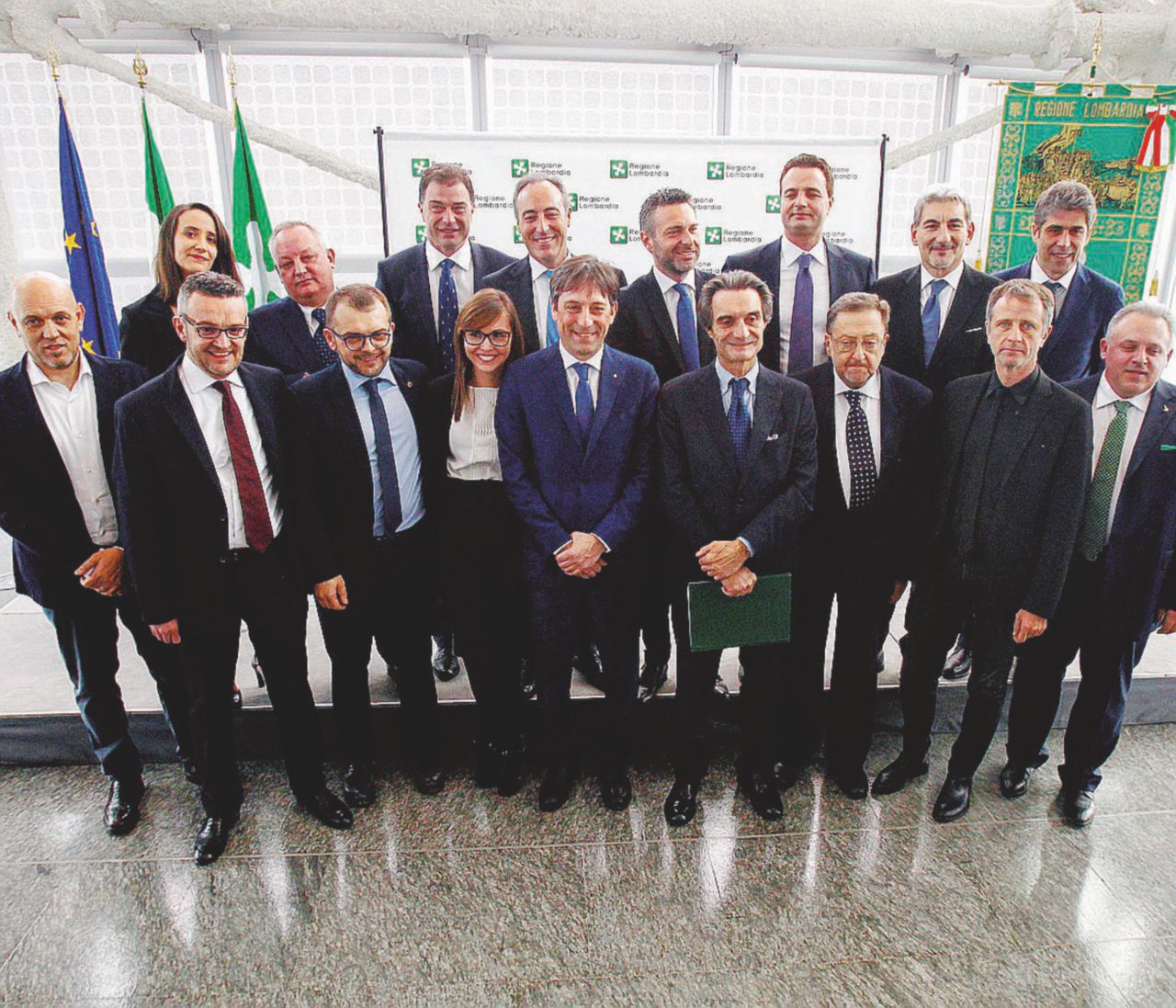 Lombardia, solo 5 donne in giunta per Fontana: la parola ai giudici del Tar