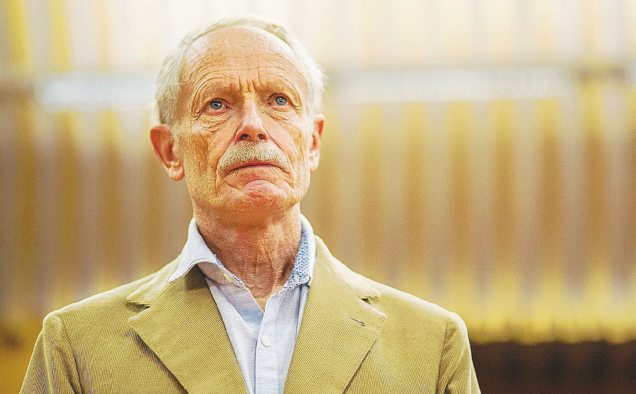 L’artista sociale - Erri De Luca, 67 anni, è uno scrittore e giornalista, attivo sul tema dell’immigrazione “Se si allea con la Lega, il M5S si suicida: serve un nuovo voto”