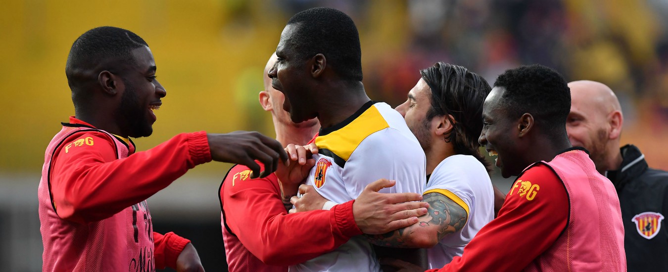 Copertina di Benevento-Verona 3-0, ‘le formiche in punto di morte mettono le ali’