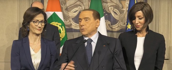 Copertina di Consultazioni, Berlusconi: ‘Governo dovrà partire da chi ha vinto e da Salvini’. Giorgetti: ‘Sbaglio, alza la palla a Di Maio’