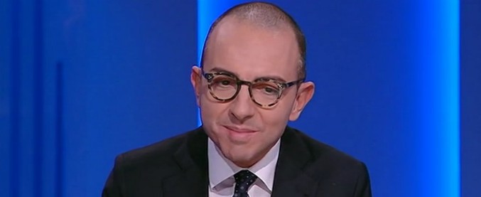 Copertina di Consultazioni, il giornalista De Angelis: “Di Maio? Ha un approccio megalomane al potere, così andrà a sbattere”