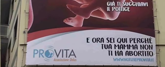 Manifesto ProVita Roma, non sono contrario all’aborto ma in quel poster non ho visto errori