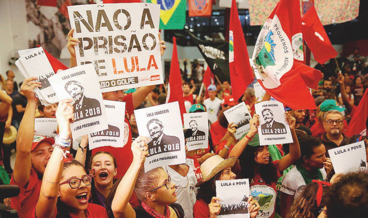 #LulaValeALuta - “Lula vale la lotta”, così su Twitter i sostenitori dell’ex presidente - Ansa Lula, il presidente operaio stritolato da “O mecanismo”