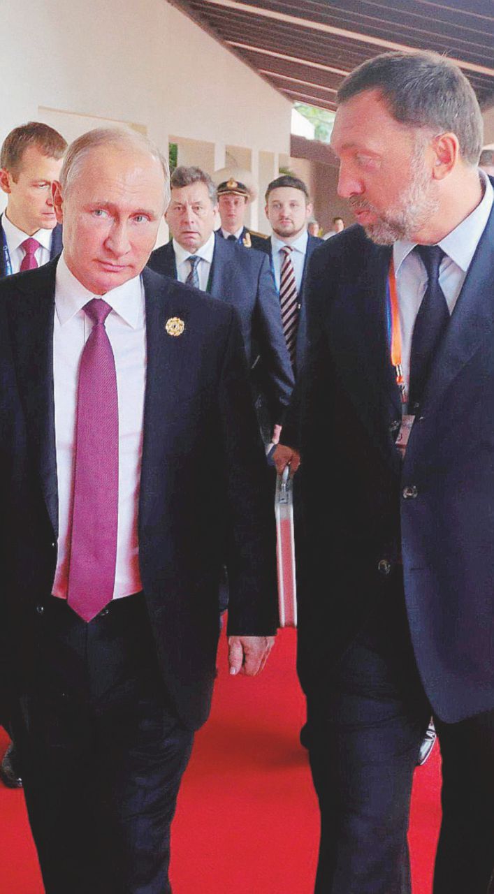 Uomo di fiducia - Putin con Deripaska - Ansa A tutta sanzione: Trump contro il cerchio magico di Putin