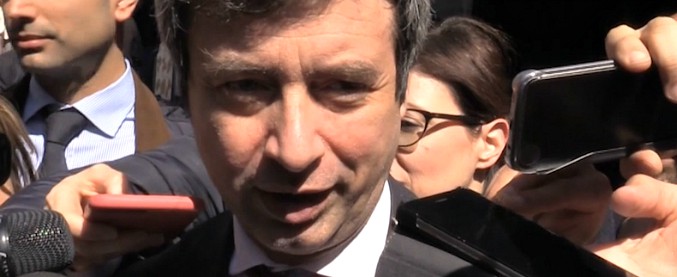 Copertina di Governo, Orlando: “Appello di Di Maio? Giusto dialogare ma non nascondiamo le distanze e le contraddizioni”