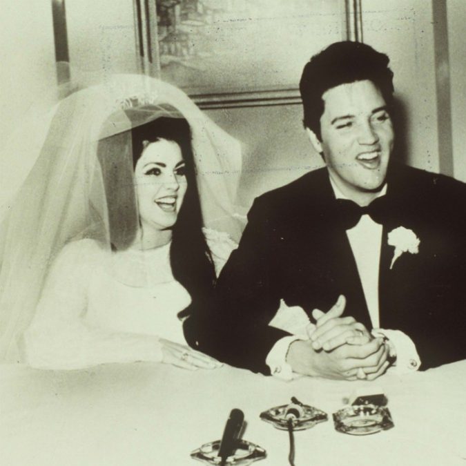 Elvis Presley si è suicidato: la sconvolgente verità raccontata Priscilla Presley Elvis Presley si è suicidato: la sconvolgente verità raccontata Priscilla Presley